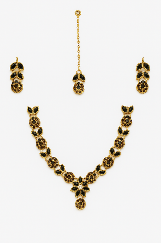 "Elegant Red Stone Floral Jewelry Set – Necklace, Earrings & Maang Tikka – Gold Plated Bridal Set"